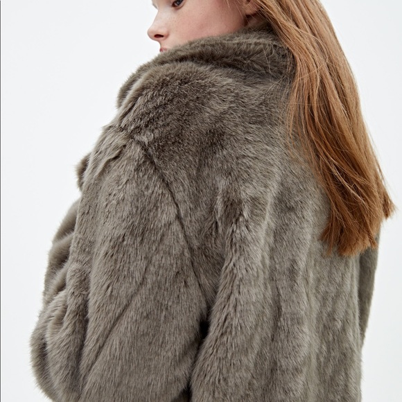 PULL&BEAR Faux Fur Coat L - Picture 4 of 16